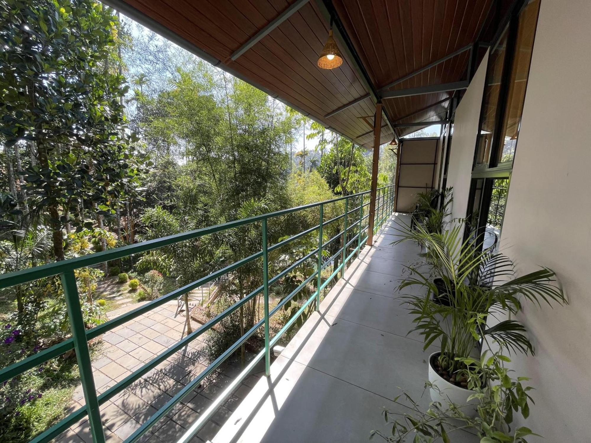 Wetlands Wayanad Pool Resort With Natural Waterfalls Padinjarathara Экстерьер фото